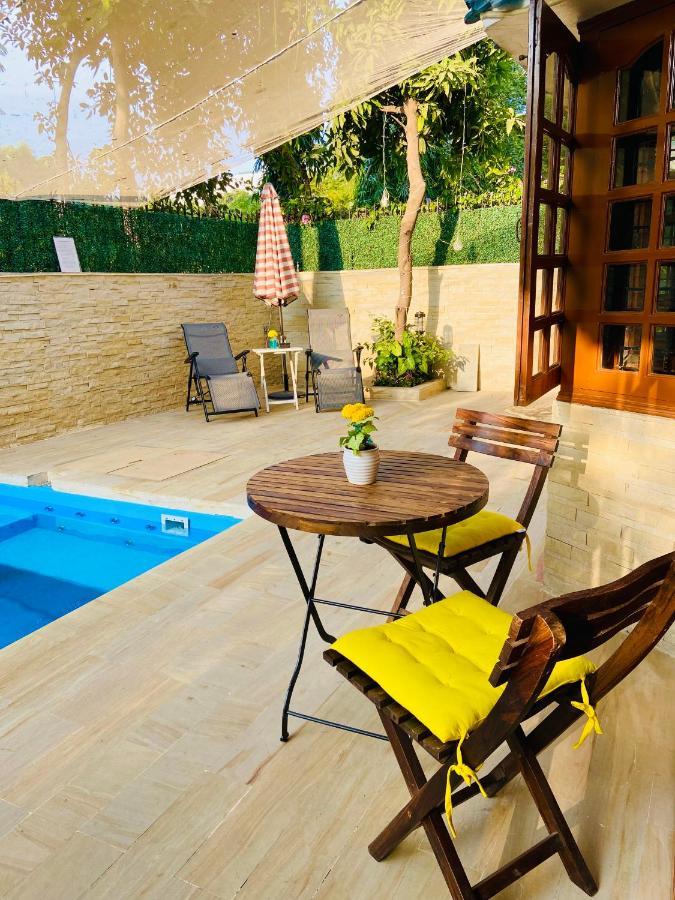 Roshani Pool Villa Gurgaon - 7Br #Privatepool #Villa #Bungalow #Garden #Staycation מראה חיצוני תמונה