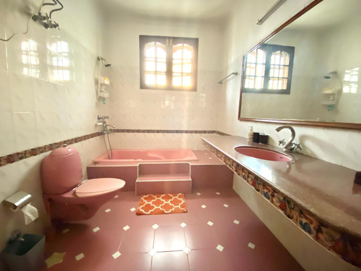 Roshani Pool Villa Gurgaon - 7Br #Privatepool #Villa #Bungalow #Garden #Staycation מראה חיצוני תמונה